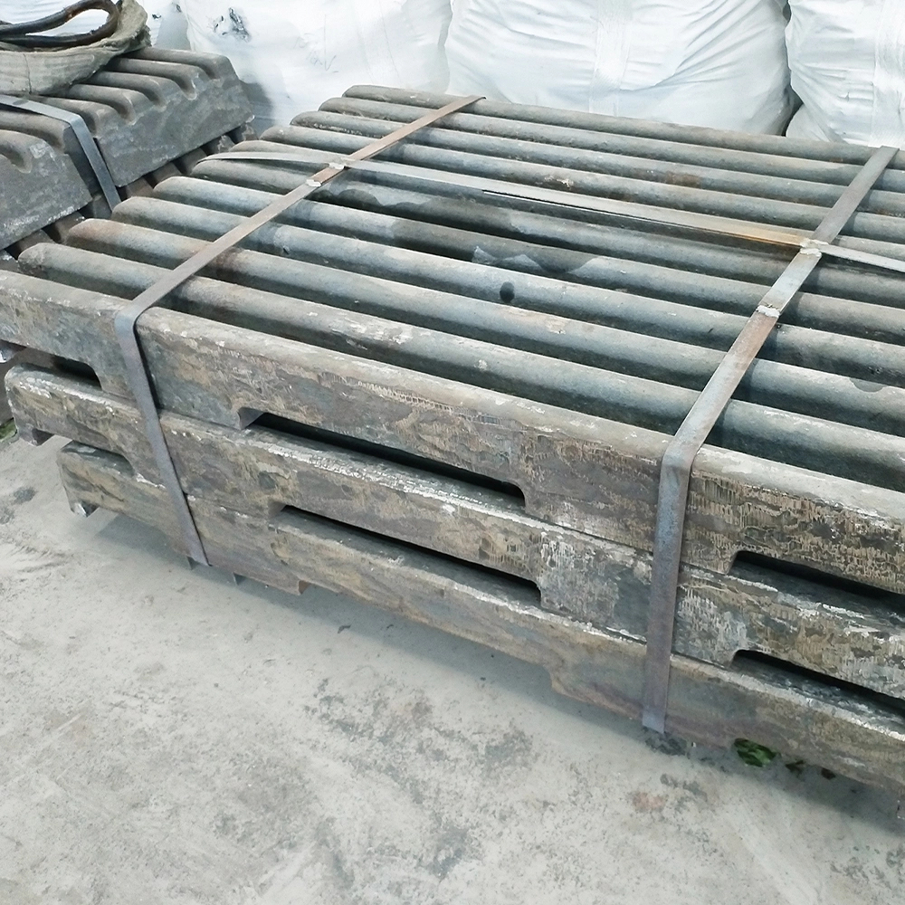 Mn-Cr Alloy Cast Jaw Crusher Wear Parts: Jaw Plates & Cheek Plates (Side Liners)