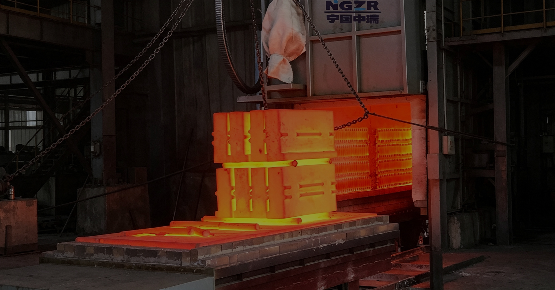 Resin-sand wooden mould manual casting production line